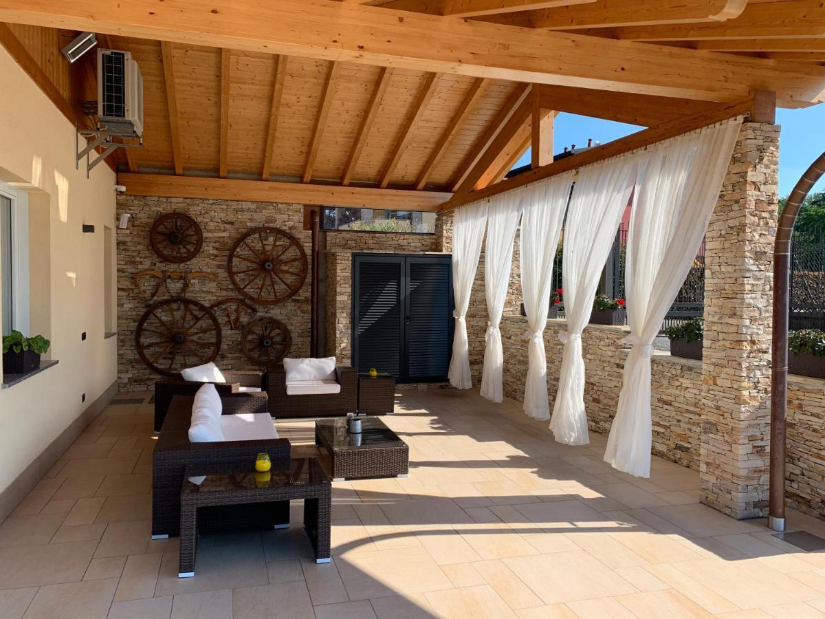 B&B Alciliegio Casnate Con Bernate Exteriér fotografie